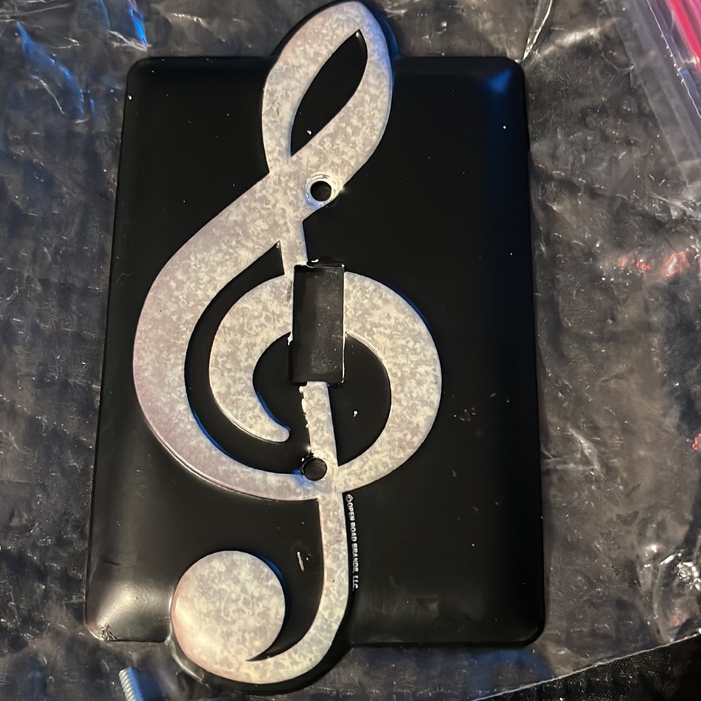 Musical note wall switch plate - Picture 3 of 3